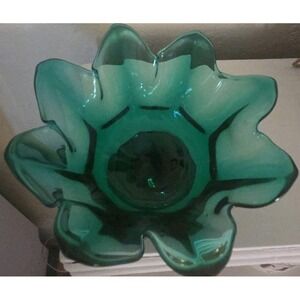 Emerald Green Glass Vintage‎  Petal Candy Dish Handkerchief Compote St. Paddy's